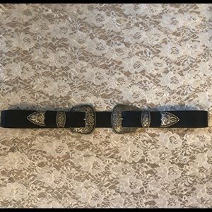 Double buckle western belt